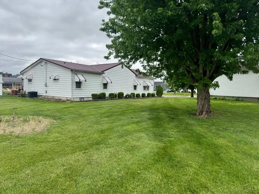 847 Lafayette Street, Greenfield, OH 45123 - #3