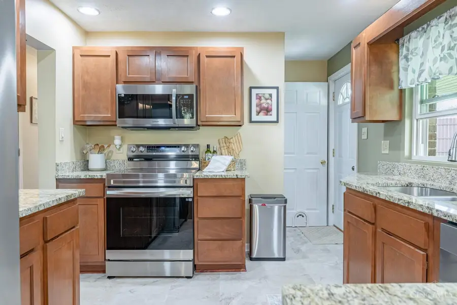 7057 Howard Rd, Franklin, OH 45005 - #3