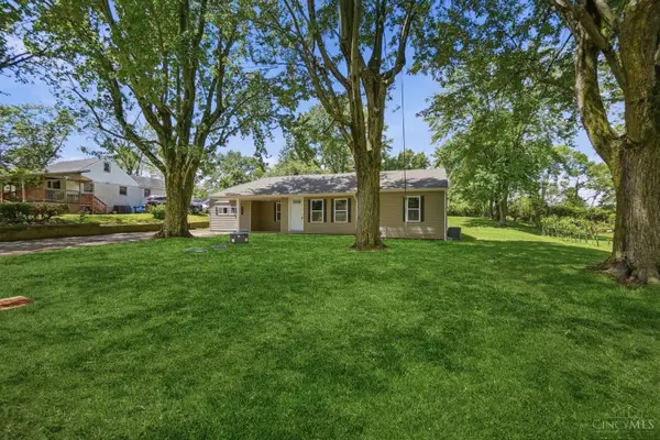 9615 Roberts Drive, Franklin, OH 45005