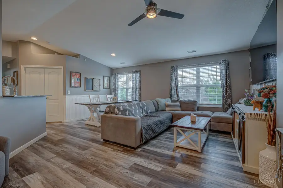 7629 Skyview Circle, Green, OH 45248 - #3