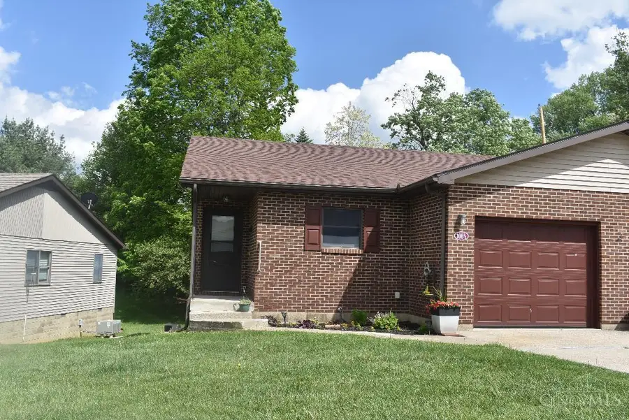 106 Springlake Avenue #1/2, Hillsboro, OH 45133 - #2