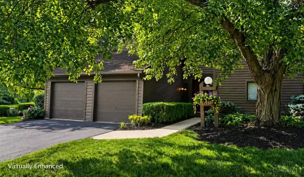 8547 Wyoming Club Drive, Cincinnati, OH 45215