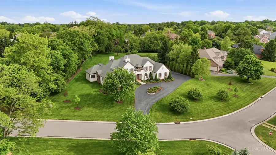 9071 Ambercreek Drive, Amberley, OH 45236 - #2