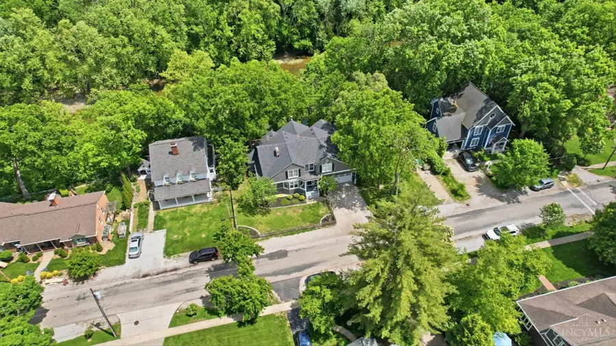 727 Miami Avenue, Terrace Park, OH 45174 - #3