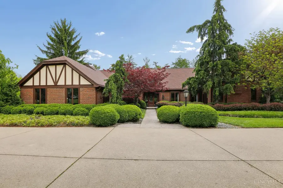 9 Little Creek Lane, Glendale, OH 45246 - #2
