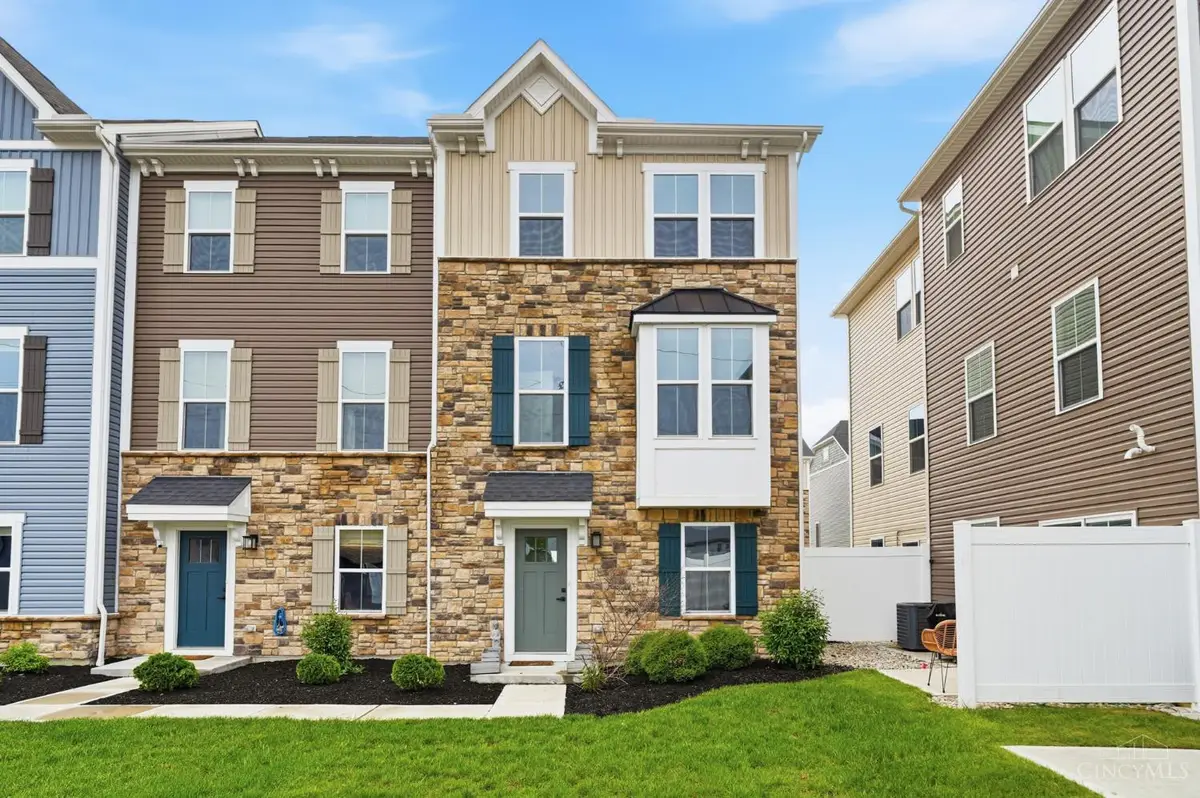 9 Wentworth Lane, Deer Park, OH 45236 - #1