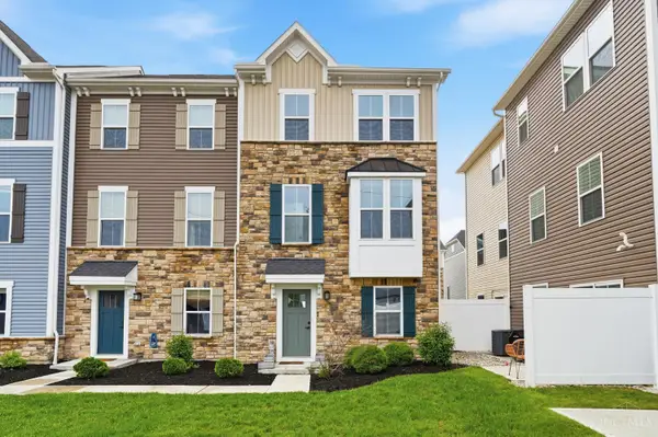 9 Wentworth Lane, Deer Park, OH 45236