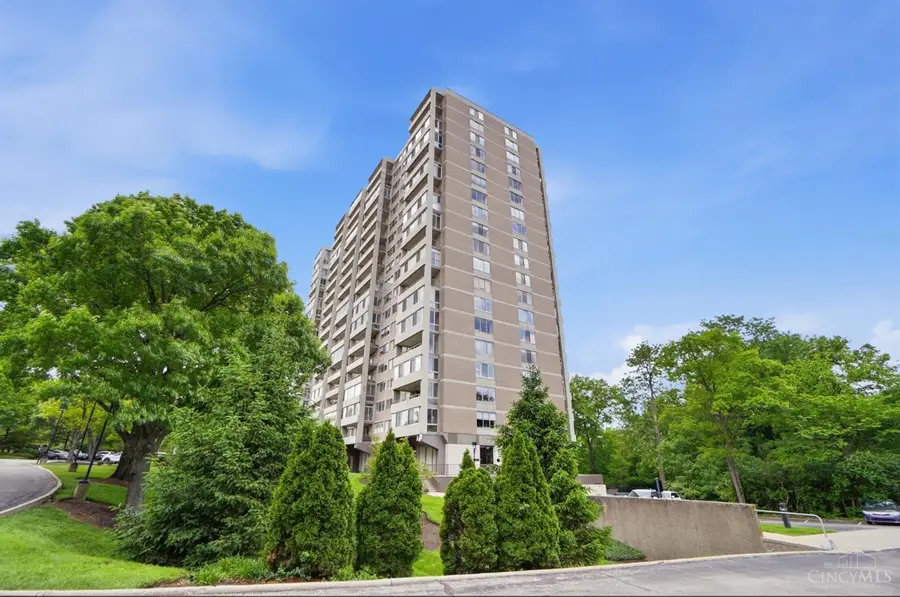 2324 Madison Road #303, Cincinnati, OH 45208 - #2