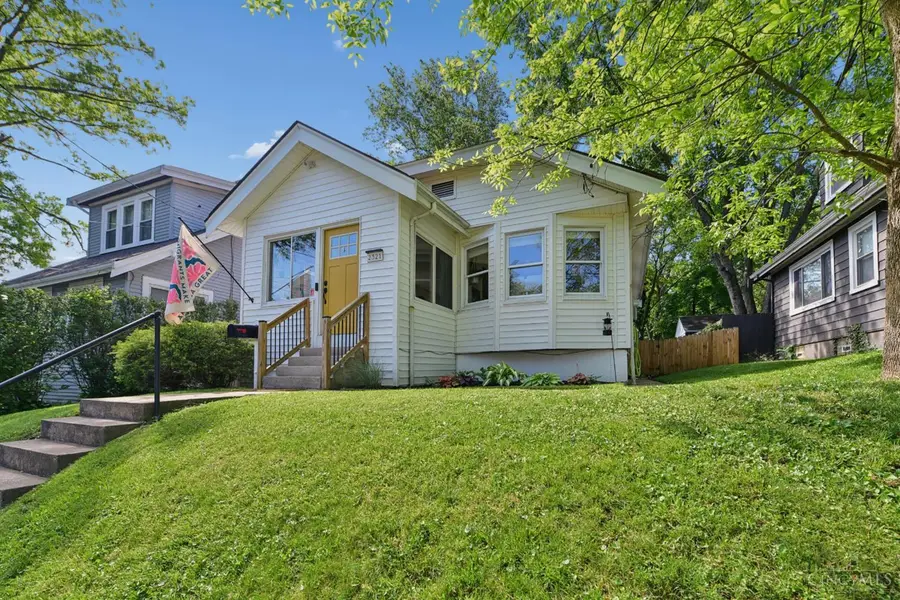 2321 Lysle Lane, Norwood, OH 45212 - #2