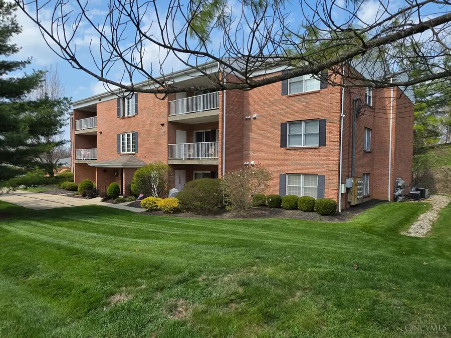 5530 Westwood Northern Boulevard #5, Green, OH 45248 - #3