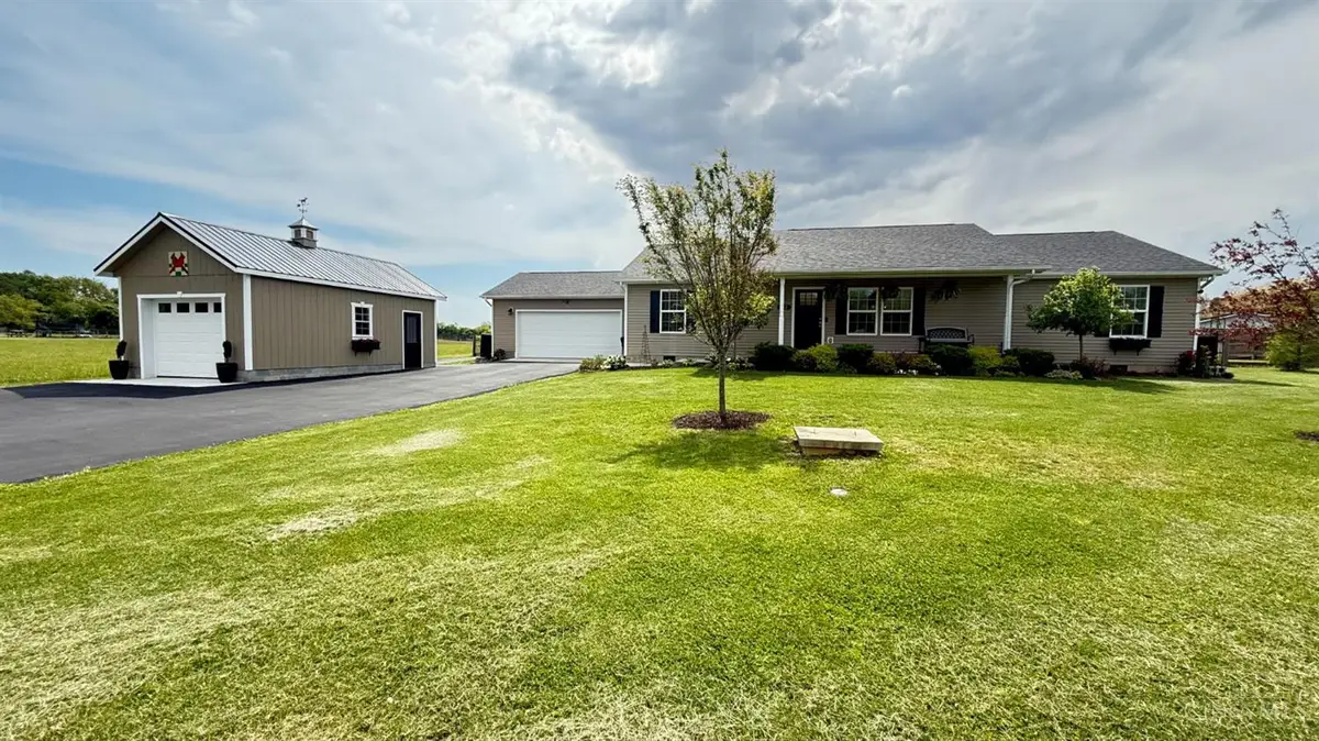 212 School Road, Wilmington, OH 45177 - #1