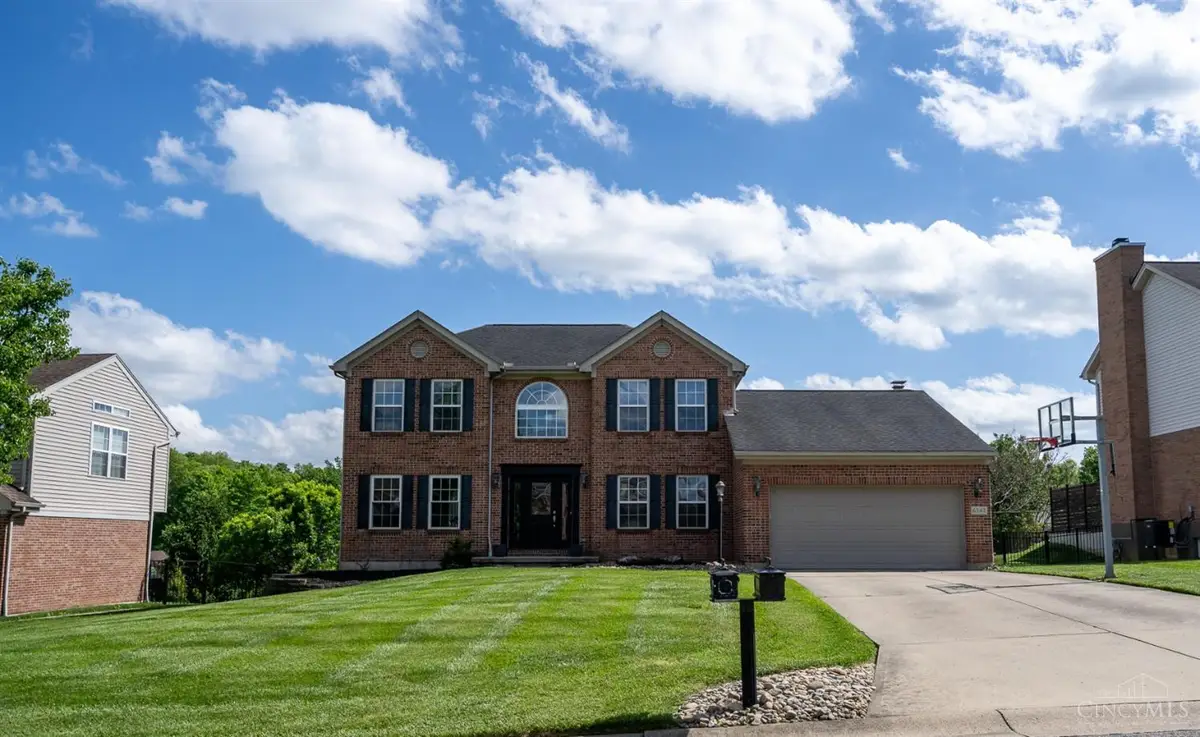 6343 Carriageview Ln, Green, OH 45248 - #1
