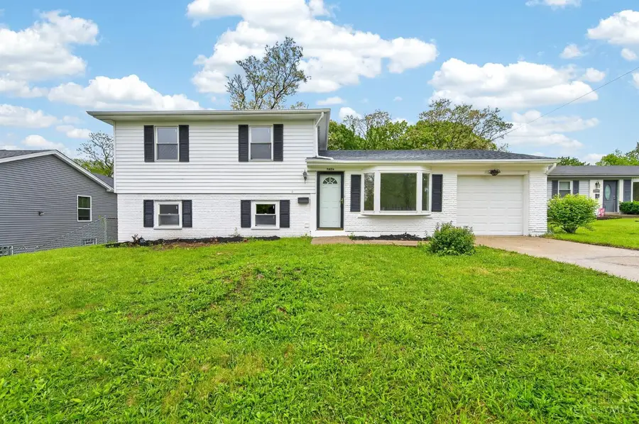 11424 Riga Court, Forest Park, OH 45240 - #2