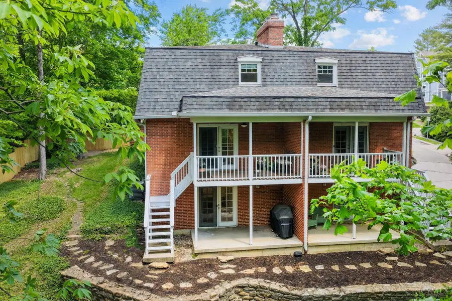 1207 Isis Avenue #B, Cincinnati, OH 45208 - #2