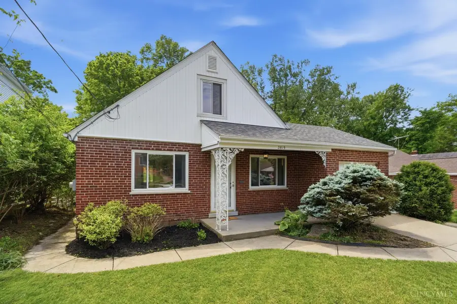 2819 Cortelyou Place, Cincinnati, OH 45213 - #3