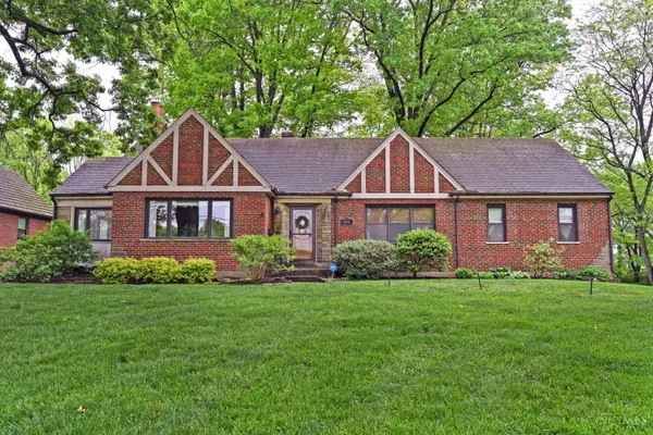877 Finney Trail, Cincinnati, OH 45224