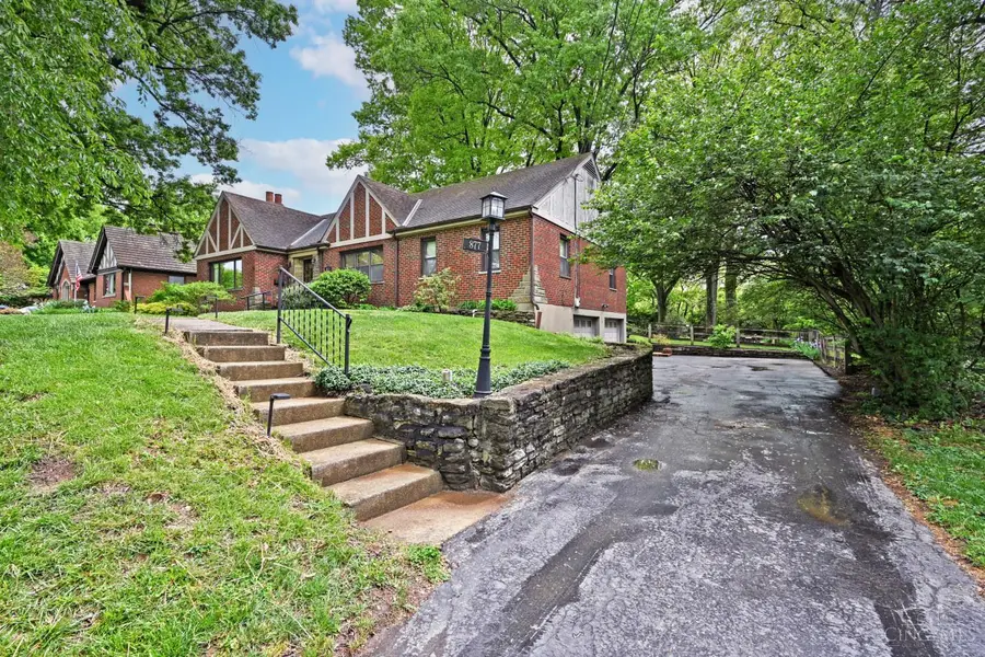 877 Finney Trail, Cincinnati, OH 45224 - #2
