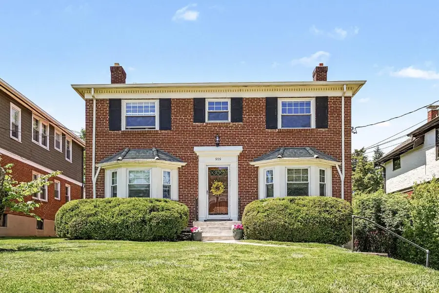 909 Ellison Avenue, Cincinnati, OH 45226 - #2