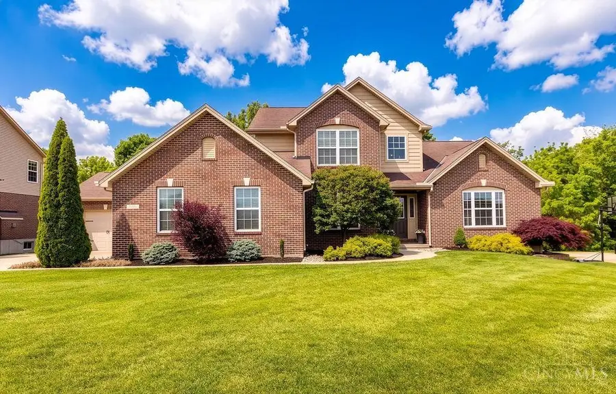 5379 Rentschler Estates Dr, Fairfield, OH 45011 - #2