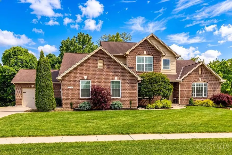 5379 Rentschler Estates Dr, Fairfield, OH 45011 - #3