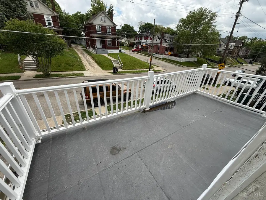 617 Trenton, Cincinnati, OH 45205 - #3