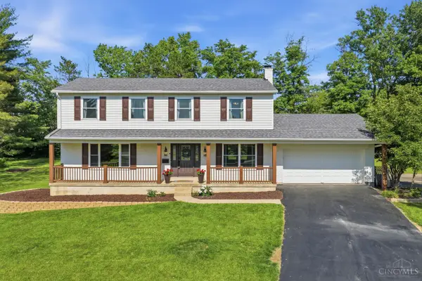 9870 Belleford Court, Montgomery, OH 45242
