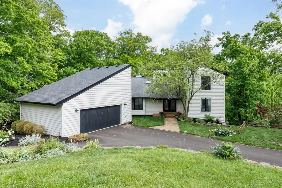 6167 Foxdale Court, Madeira, OH 45243 - #2