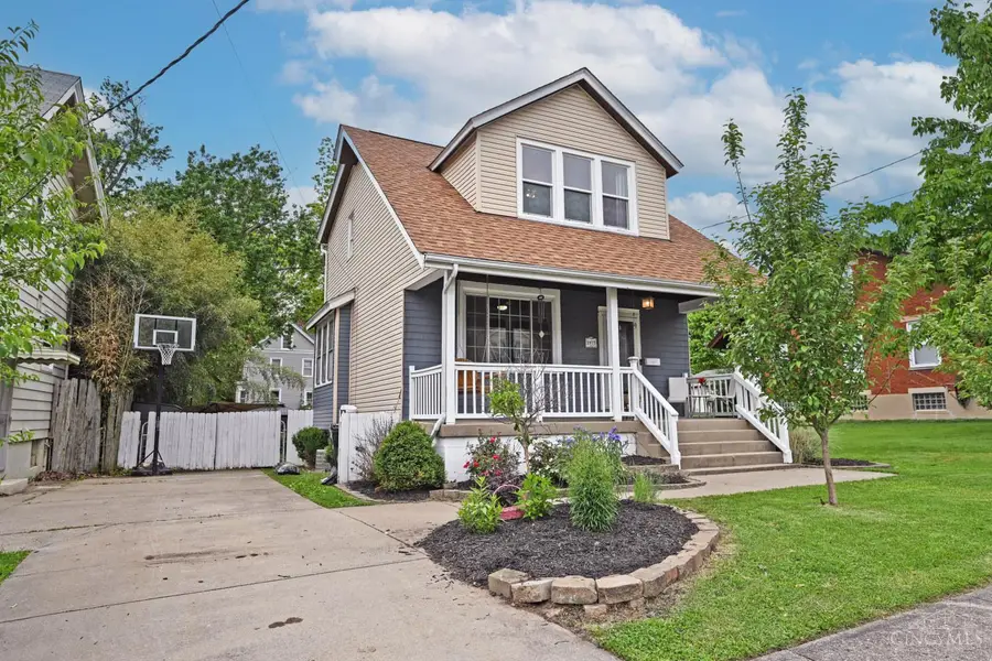 3977 Delmar Avenue, Cheviot, OH 45211 - #2
