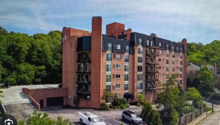 880 Rue De La Paix #A5, Cincinnati, OH 45220 - #3