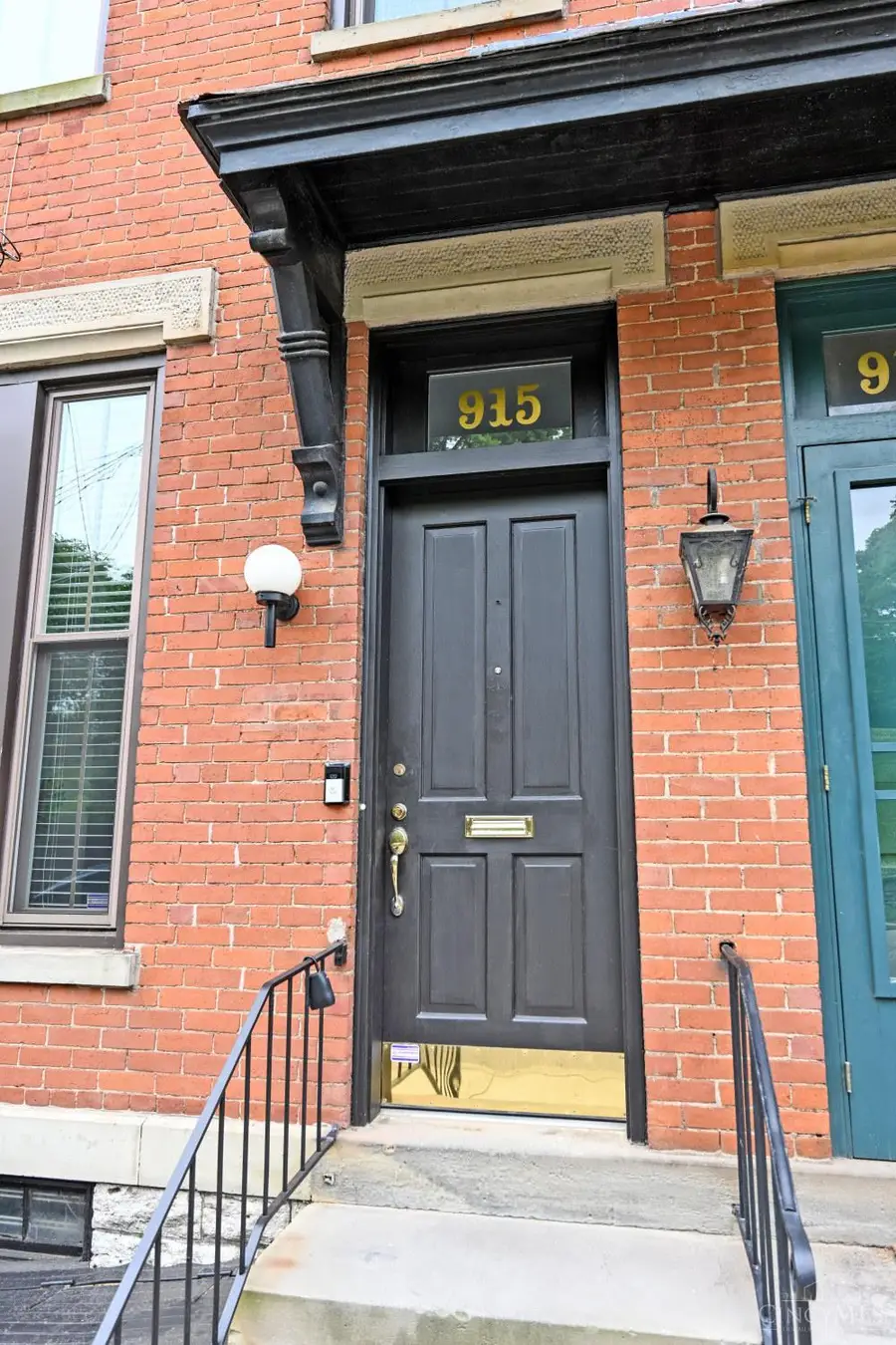 915 Paradrome Street, Cincinnati, OH 45202 - #2