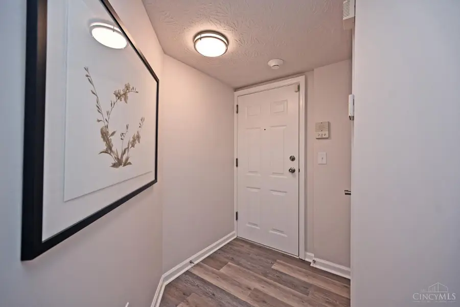 8418 Ridge Pointe Court, Cincinnati, OH 45237 - #3