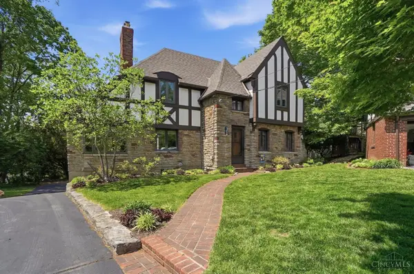 3200 Grischy Lane, Cincinnati, OH 45208