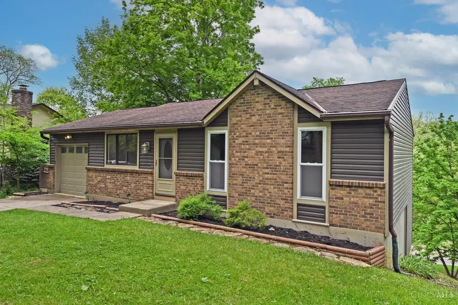 2602 Hunt Road, Reading, OH 45236 - #3