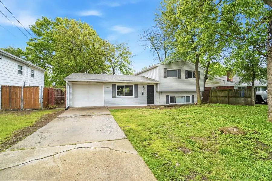 12150 Marwood Lane, Springdale, OH 45246 - #3