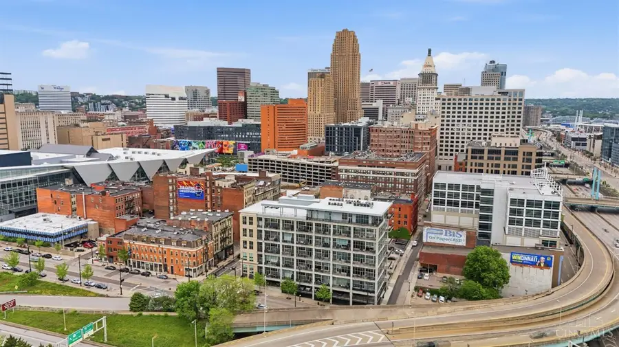 353 W Fourth Street #305, Cincinnati, OH 45202 - #2