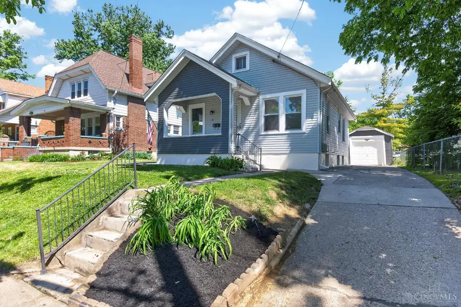 92 Sheehan Avenue, Cincinnati, OH 45216 - #3