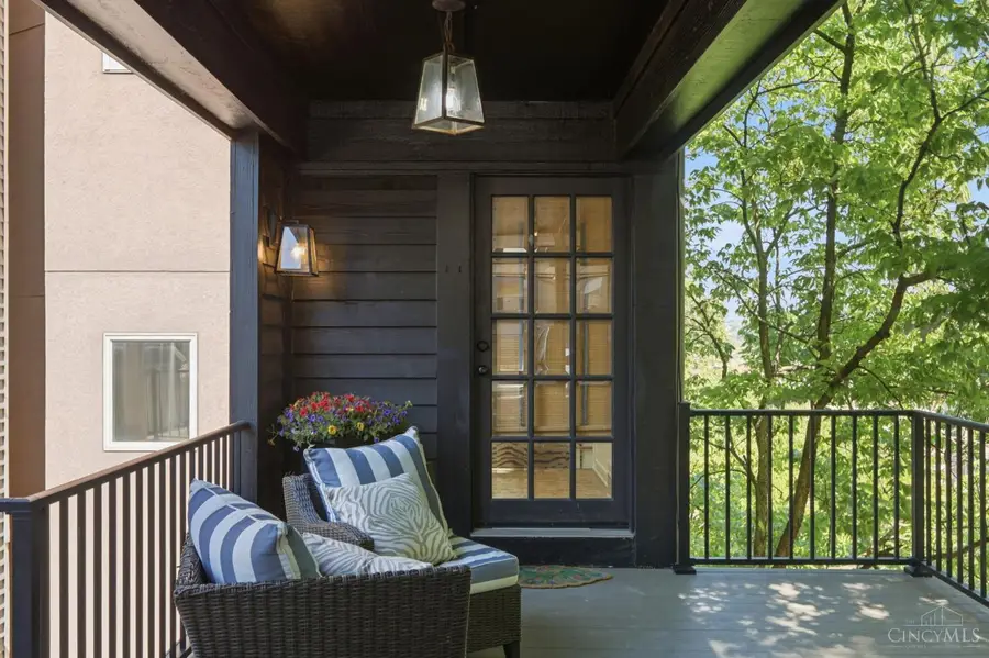 939 Monastery Street, Cincinnati, OH 45202 - #3