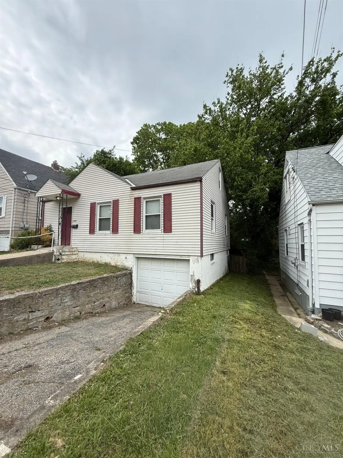 1866 Ashbrook Drive, Cincinnati, OH 45238 - #1