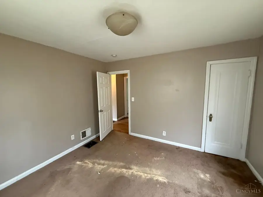 1866 Ashbrook Drive, Cincinnati, OH 45238 - #3