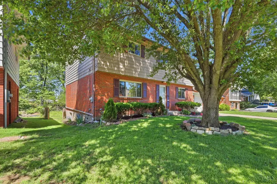 9125 Millcliff Drive, Springfield, OH 45231 - #3
