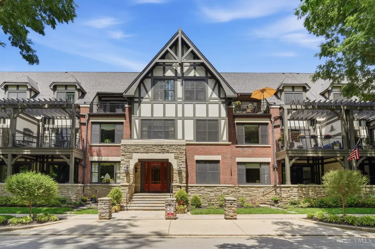 3942 Miami Road #204, Mariemont, OH 45227 - #1