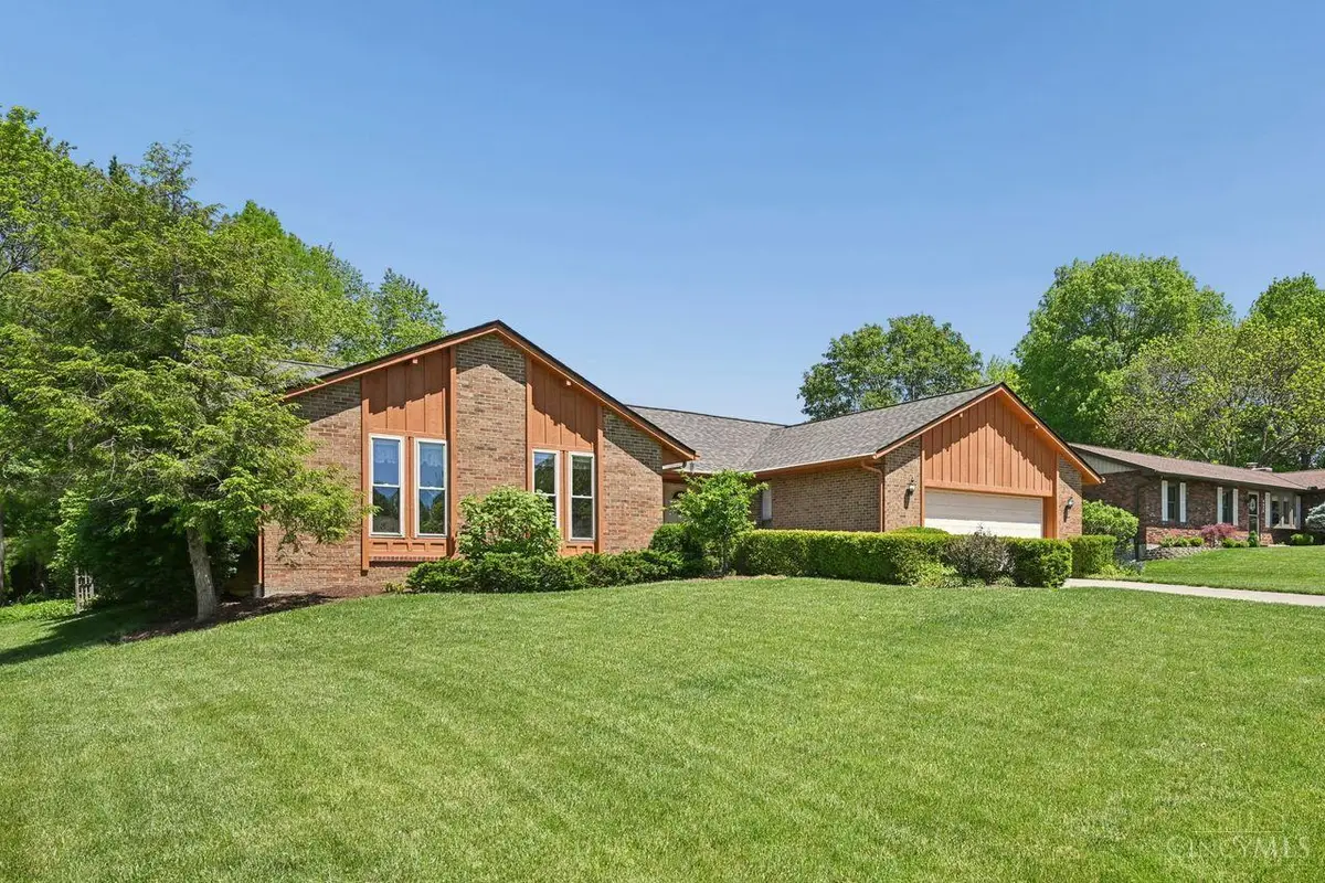 6402 Shannon Drive, Fairfield, OH 45011 - #1
