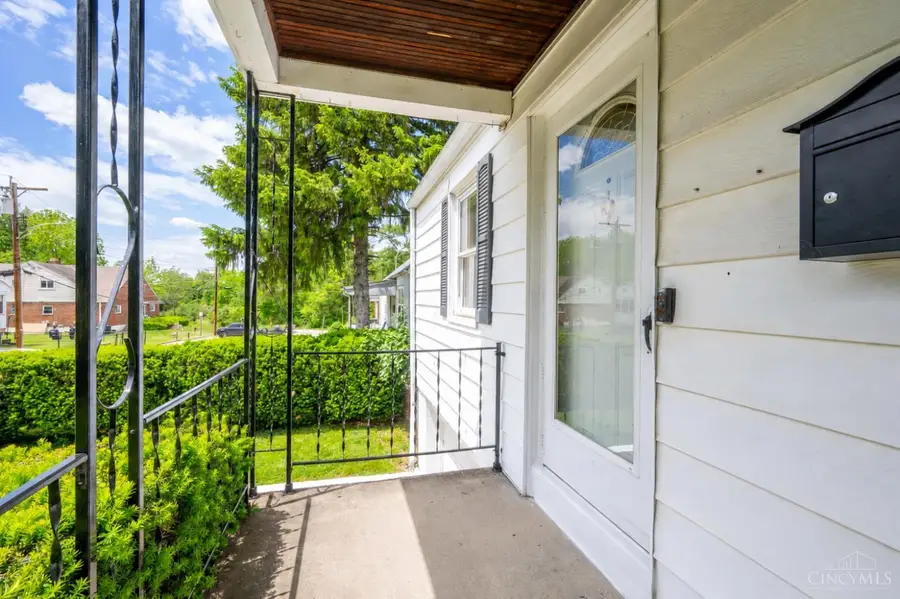 210 Marion Avenue, Cincinnati, OH 45215 - #2