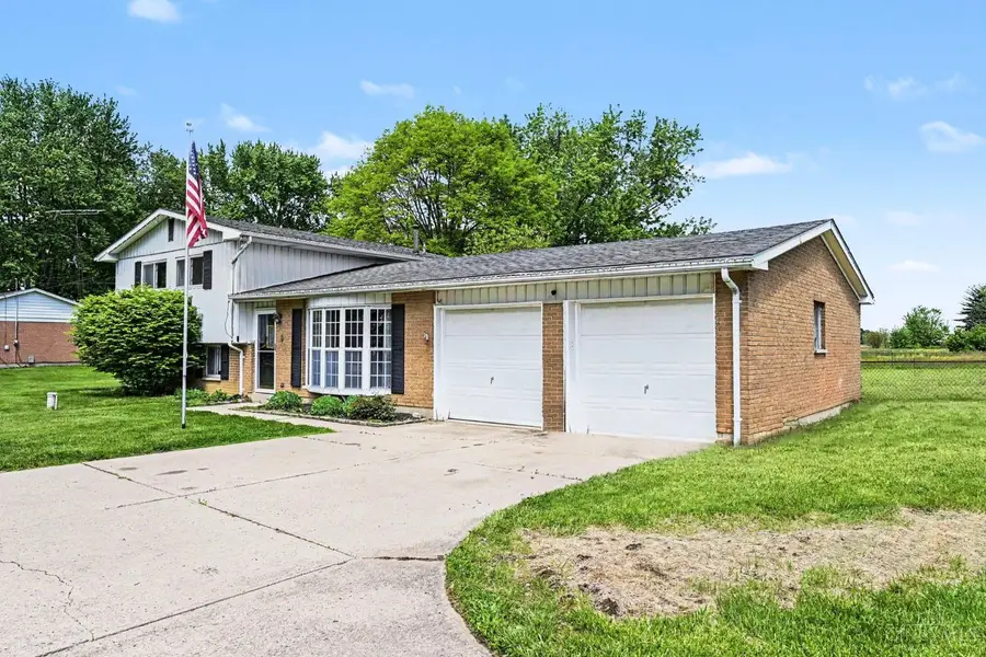 5884 Troy Road, Springfield, OH 45502 - #3
