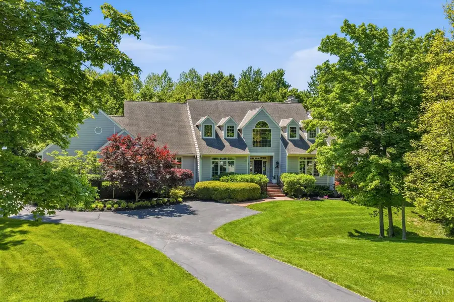 6155 Hunters Trail, Indian Hill, OH 45243 - #2