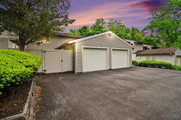 17 Woodview Court, Cincinnati, OH 45246