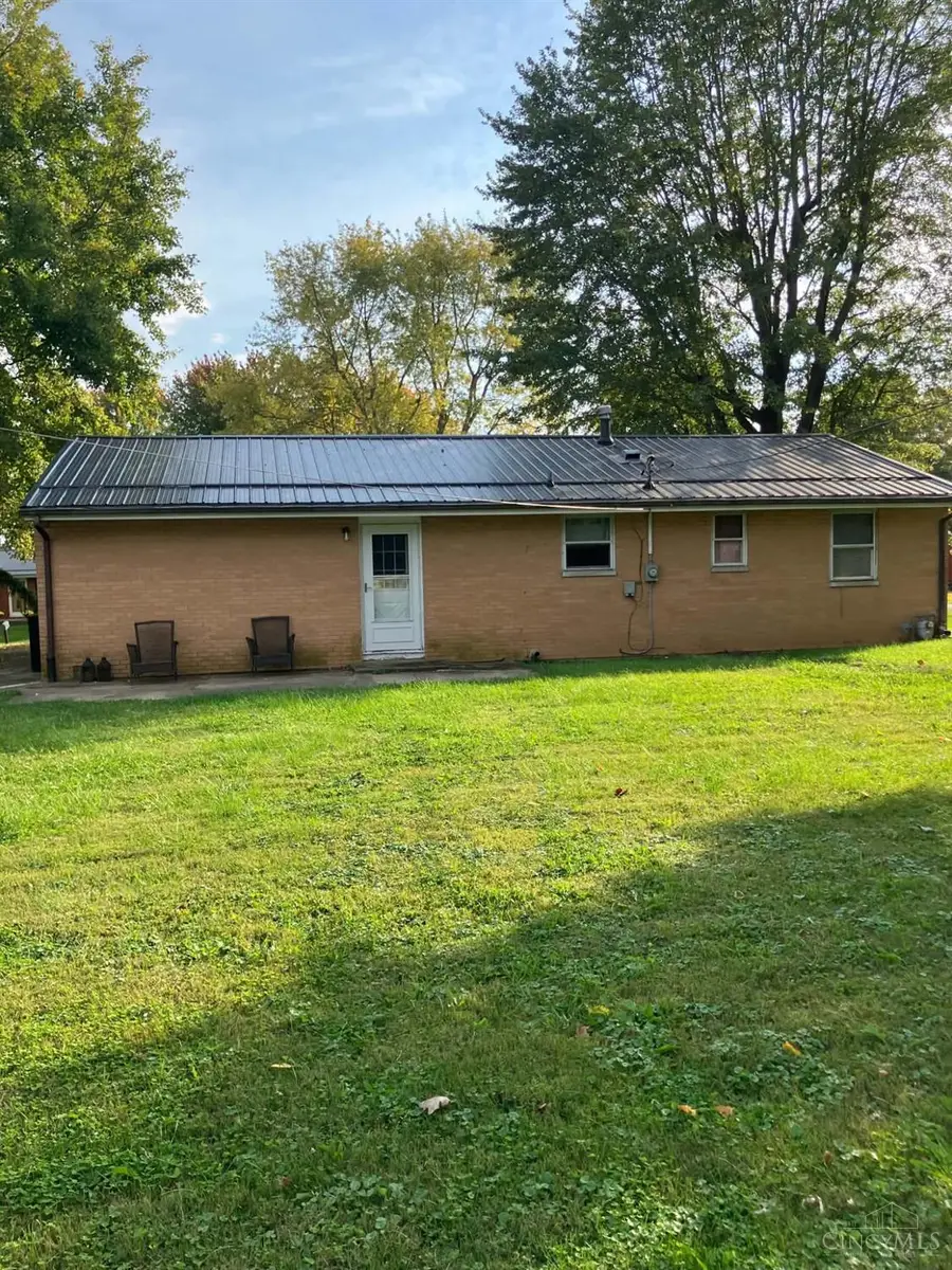 60 Dorothy Lane, New Vienna, OH 45159 - #3