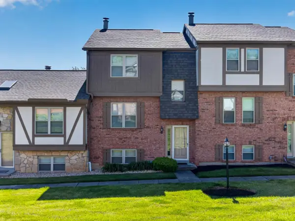 9 Fairgreen Circle #9, Fairfield, OH 45014