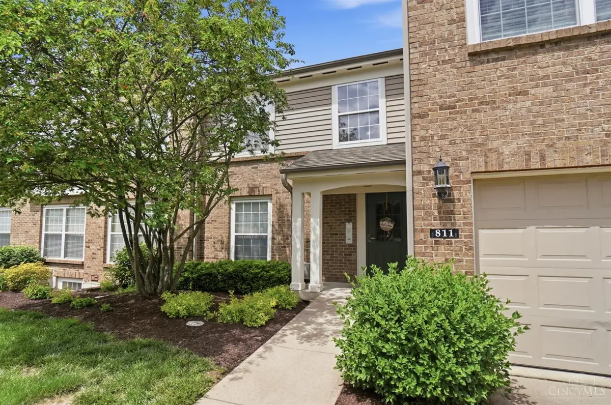 811 S Meadow Circle #305, Finneytown, OH 45231 - #1