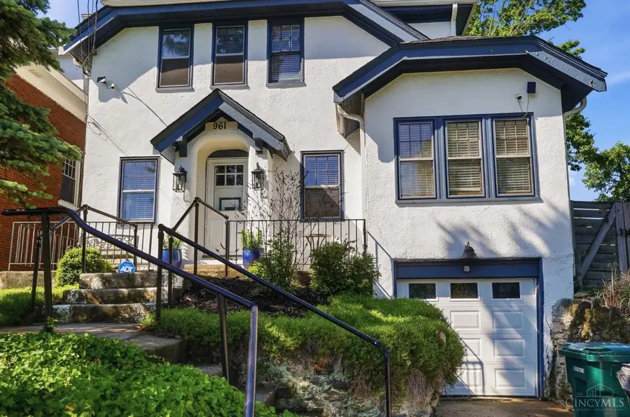 961 Marion Avenue, Cincinnati, OH 45229 - #2